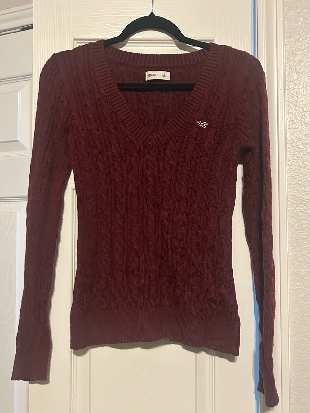 Hollister Burgundy Cable Knit V Neck Sweater Y2K Preppy Seagull Logo Small